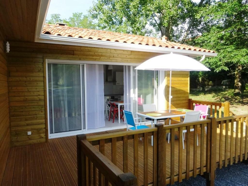 Chalet " Cote Lac " กาสเตส์ ภายนอก รูปภาพ